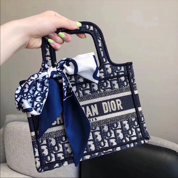 dior mini tote bag